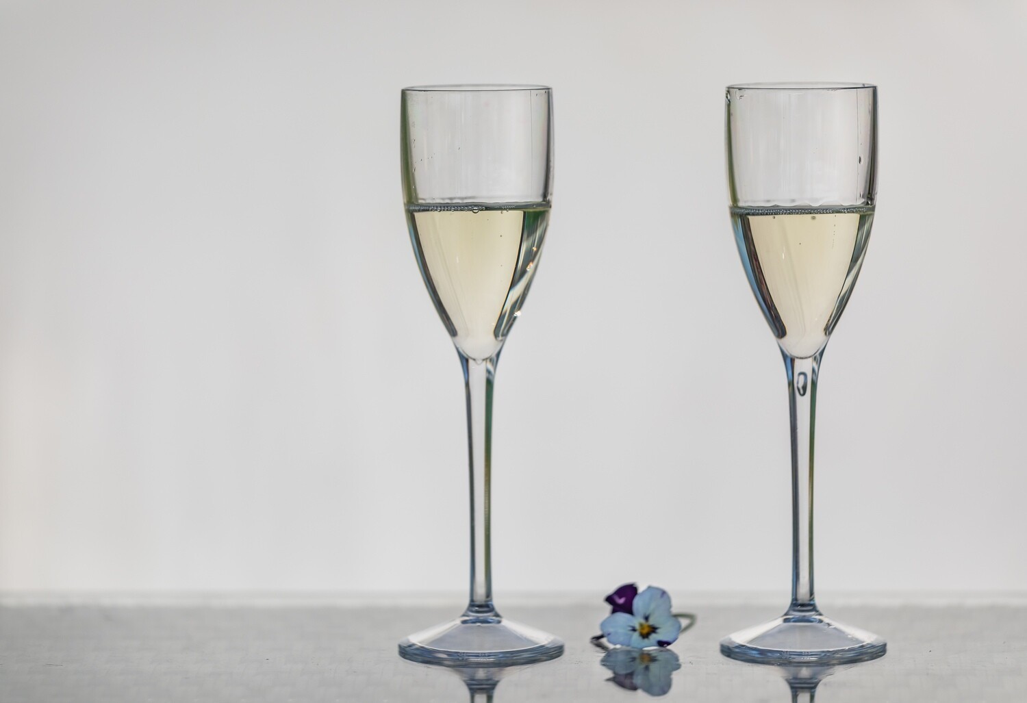Vaso Cava / Champagne 120ml (PC) Transparente - Caja 6 Unidades